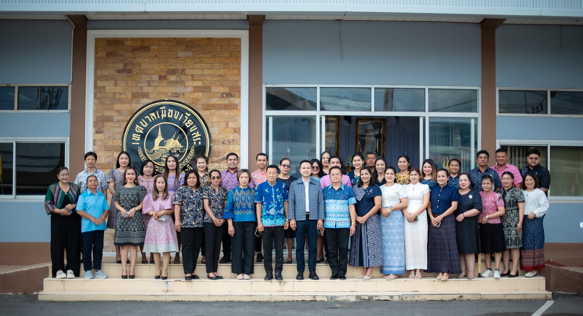 ร่วมรณรงค์การแต่งกายตามอัตลักษณ์ไทยสู่สากล ภายใต้แนวคิด “ภูมิใจแต่งไทยทั้งแผ่นดิน”